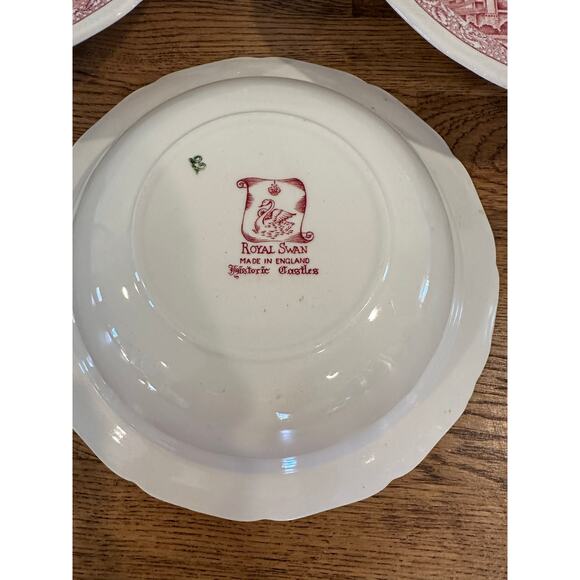 Royal Swan, Vegetable Bowl, Conway Castle, Historic Castles, Red Transferware - Picture 2 of 3